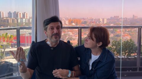 Lito Sousa se declara à esposa durante vídeo sobre doença rara: 'Você é uma mulher forte demais'