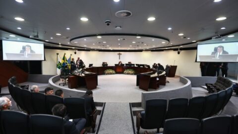 TCDF suspende análise das contas do DF por falta de balanço do BRB