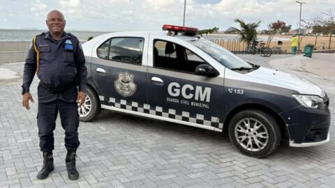 Servidor com 40 anos de atuação na GM se aposenta aos 75 anos