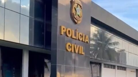 Mãe é presa suspeita de maus-tratos e de facilitar abuso sexual de filhas no em Maceió